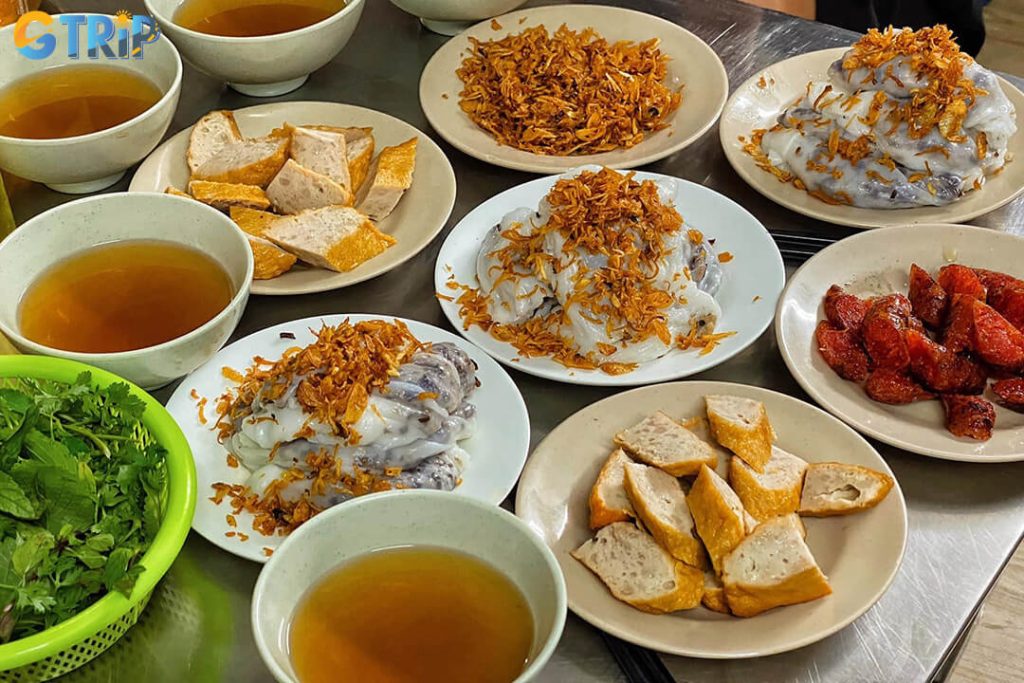 Popular breakfast foods in Hanoi – Pho, Banh Cuon, Banh Mi