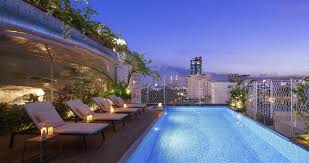 Beautiful luxury hotel in Ho Chi Minh City with rooftop pool and city view